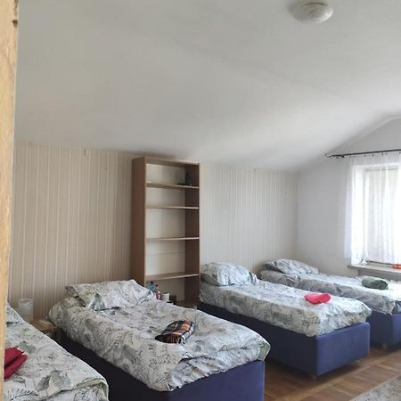 Popularna Guest Home Варшава Екстериор снимка